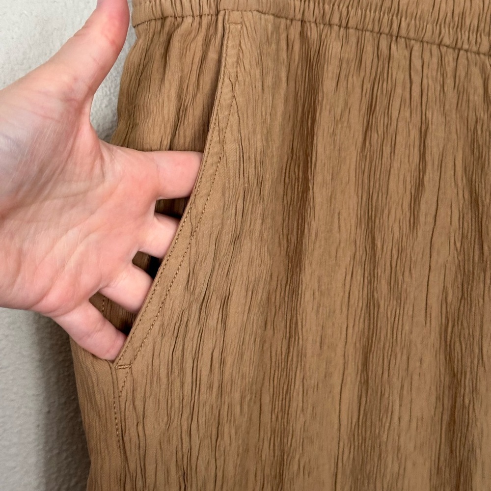 Madewell Relaxed Wide-Leg Pull-On Pants in Camel - Picture 3 of 8